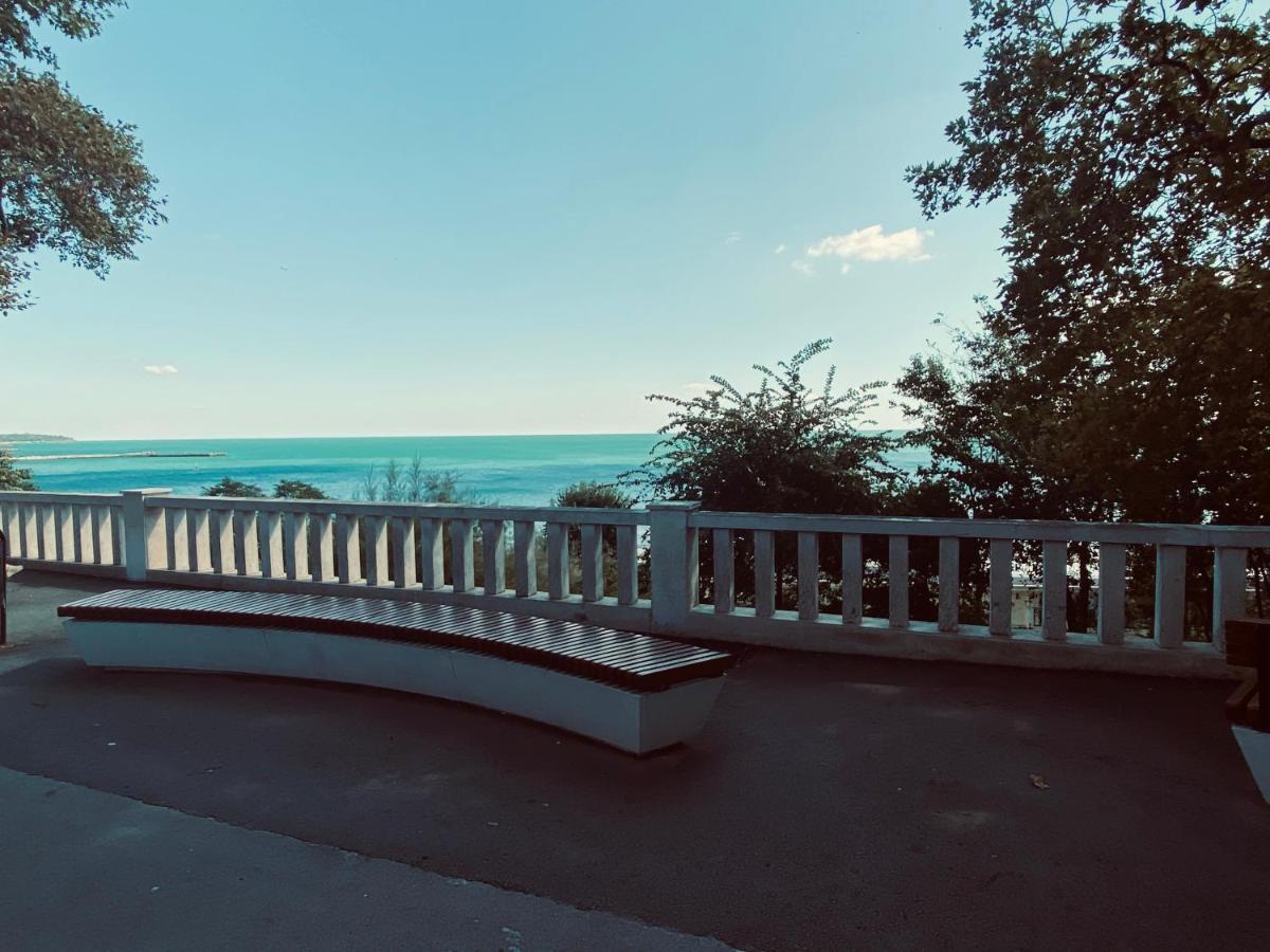 Мarelis Luxe Port Apartment Warna Zewnętrze zdjęcie